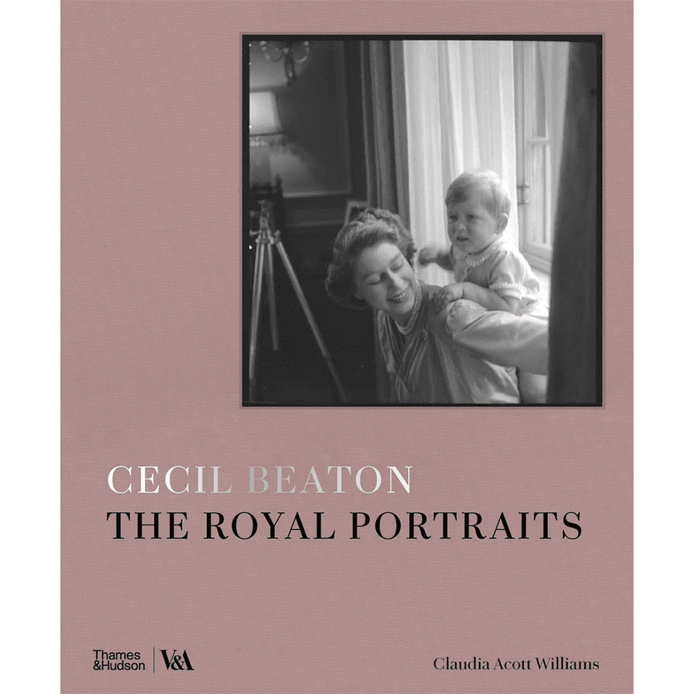 Книга на английском языке"Cecil Beaton: The Royal Portraits", Cecil Beaton, Claudia Acott Williams